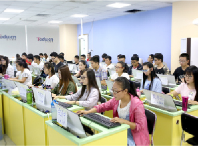 重慶IT與繪畫培訓學校推薦 技能提升，雙軌并行