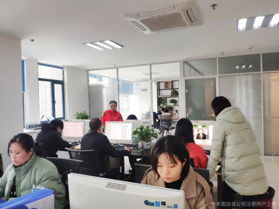 安徽臻美教育咨詢公司繪畫培訓(xùn) 點亮創(chuàng)意，繪就未來