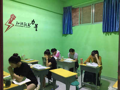 慶陽精英時代教育咨詢 點亮隴東學(xué)子的成才之路